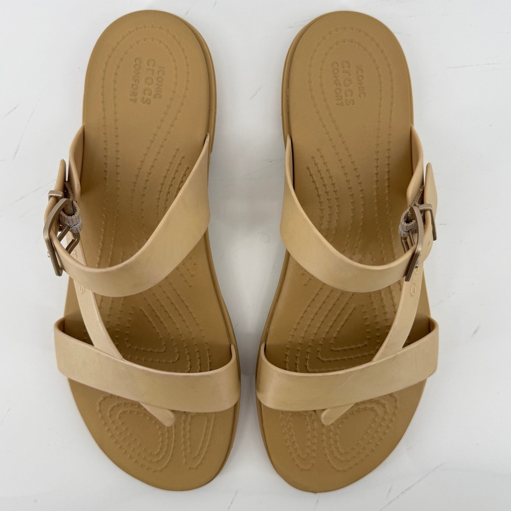 Crocs Tulum Toe Post Toe Sandal Metallic Champagne Tan Women 10 Slip On Buckle - Picture 3 of 8